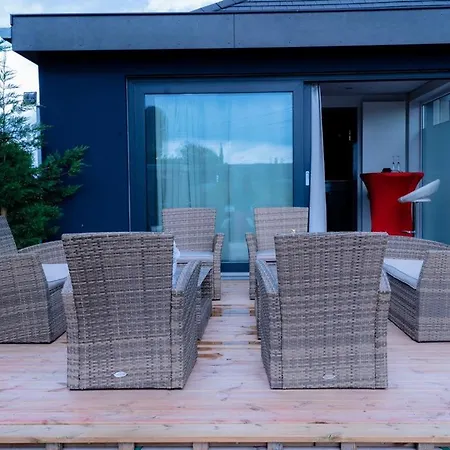 Luxury House Bed and breakfast 3*