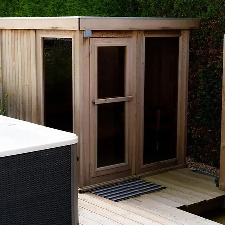 Couette-café Luxury House