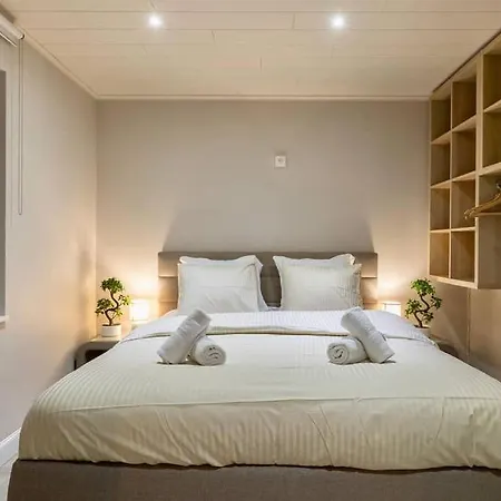 Luxury House Bed and breakfast 3*