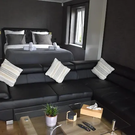 Couette-café Luxury House